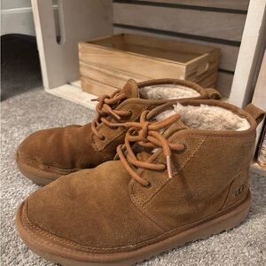 Ugg Neumel